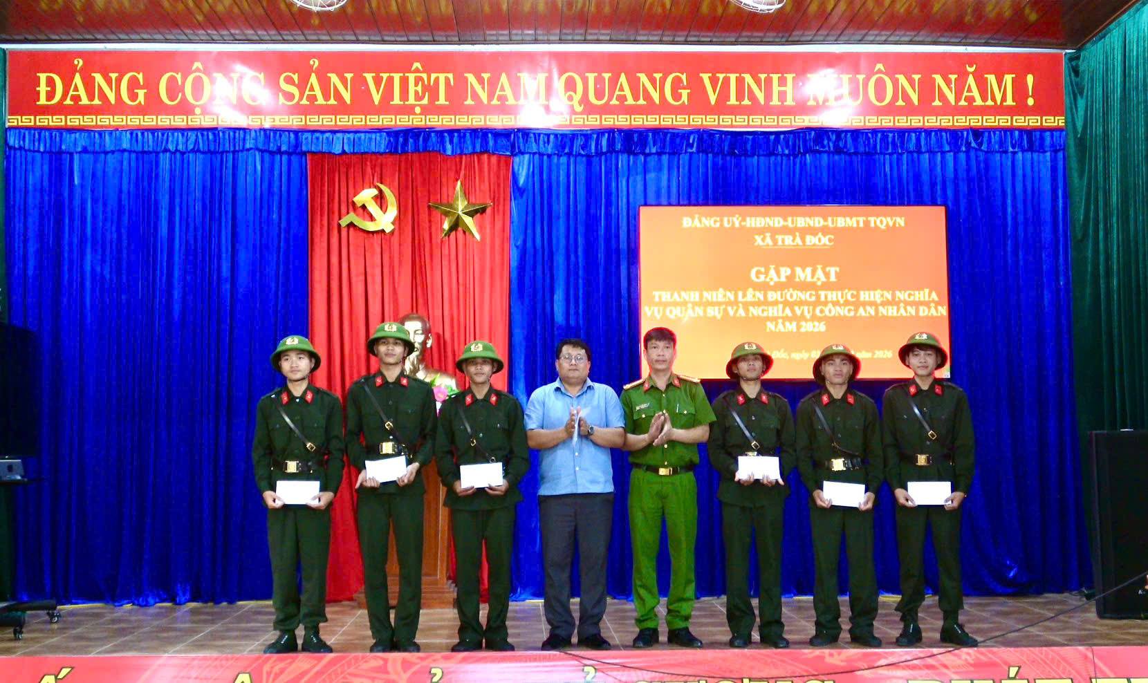 anh tin bai